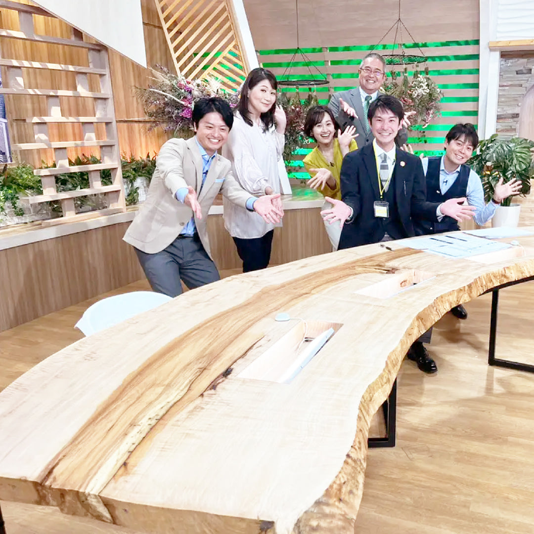 中京テレビ「キャッチ」スタジオセットを制作