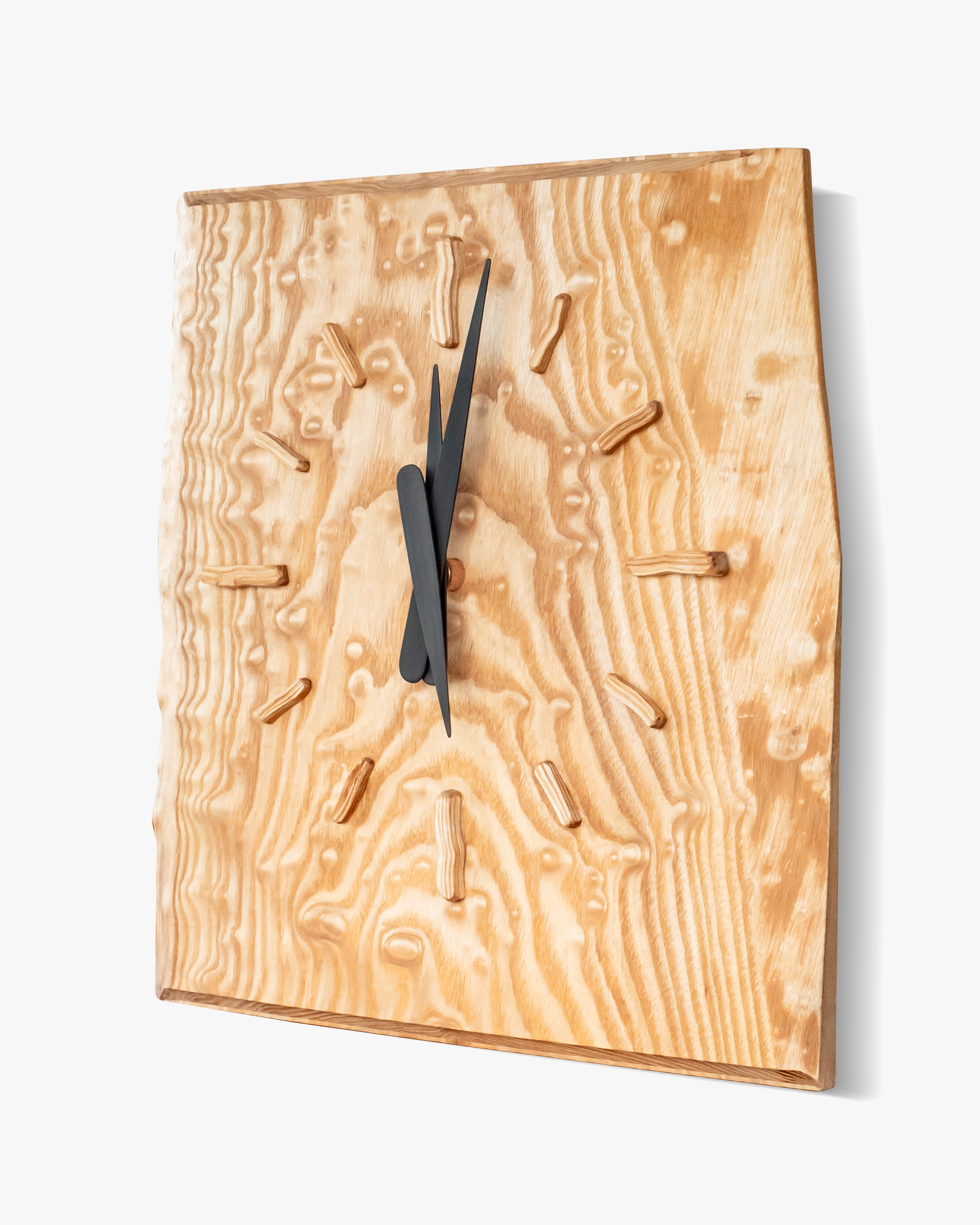 木の時計展 | タモの玉杢時計 |882
