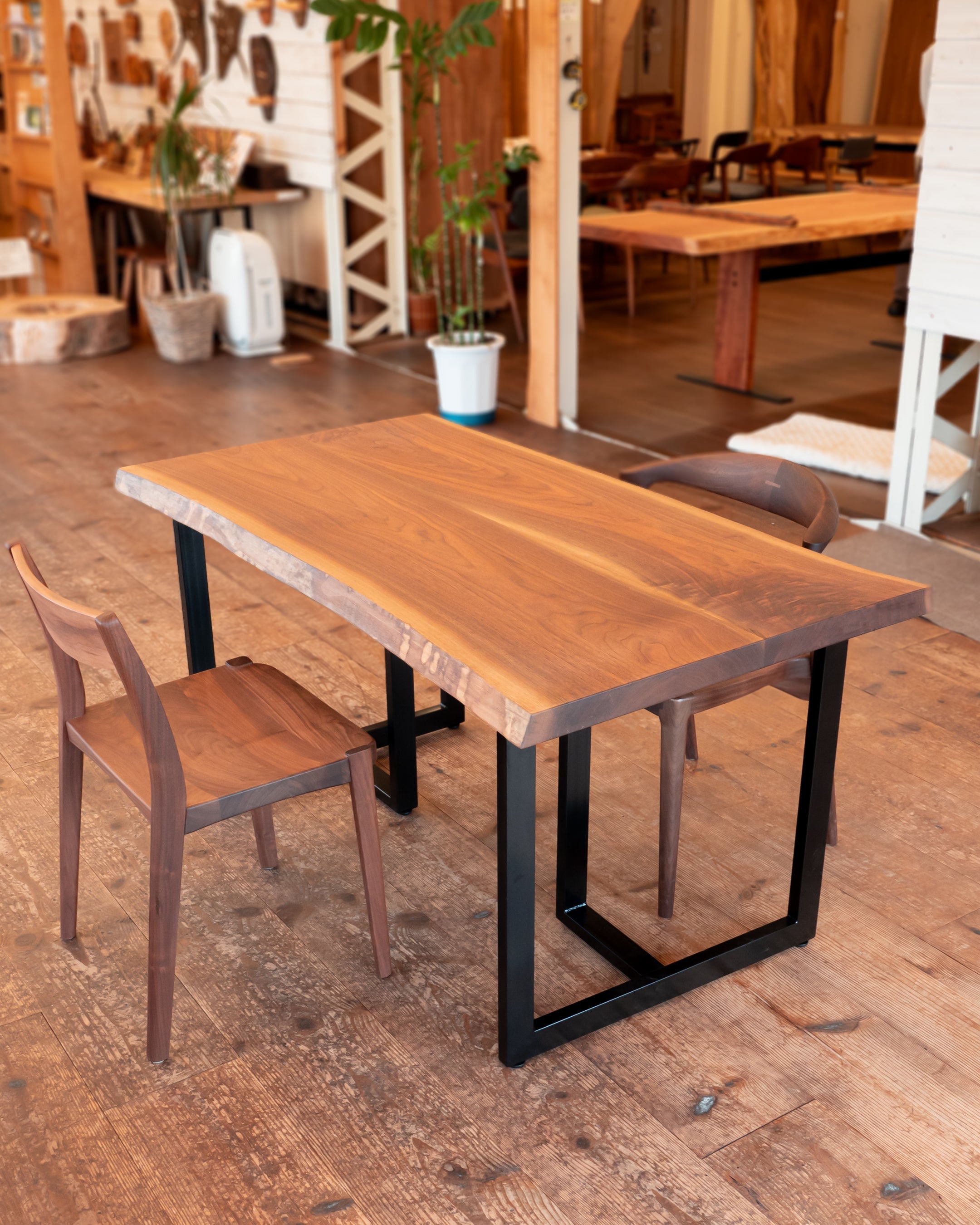 ウォールナット 二枚接ぎ | 幅135cm | No.0018