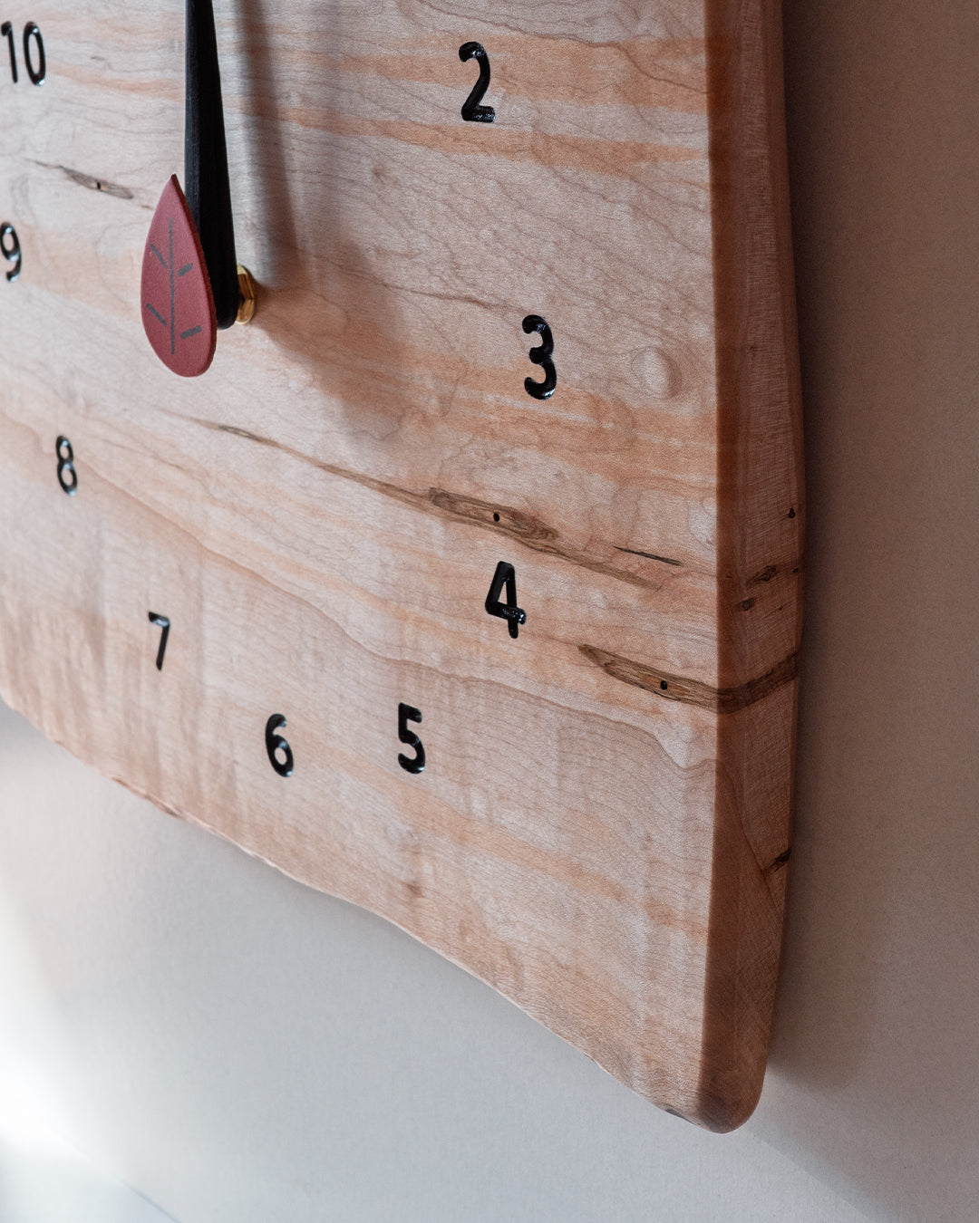 木の時計展 | ユリイカ 森の掛け時計 カエデ L | 14-L-2