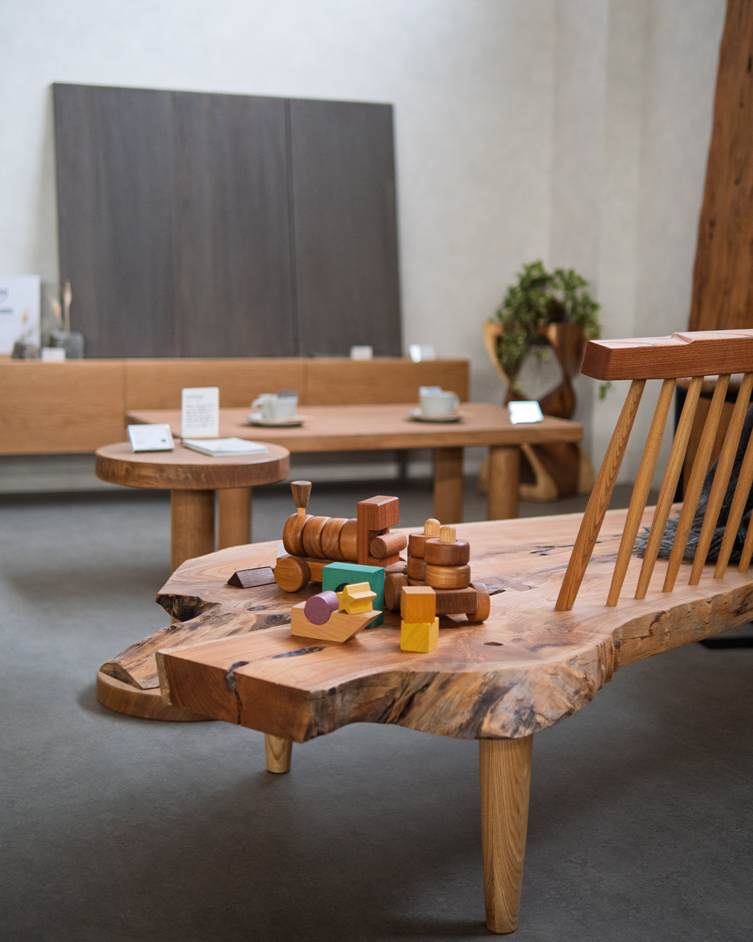 ケヤキ / スポークベンチ ND-C-000002