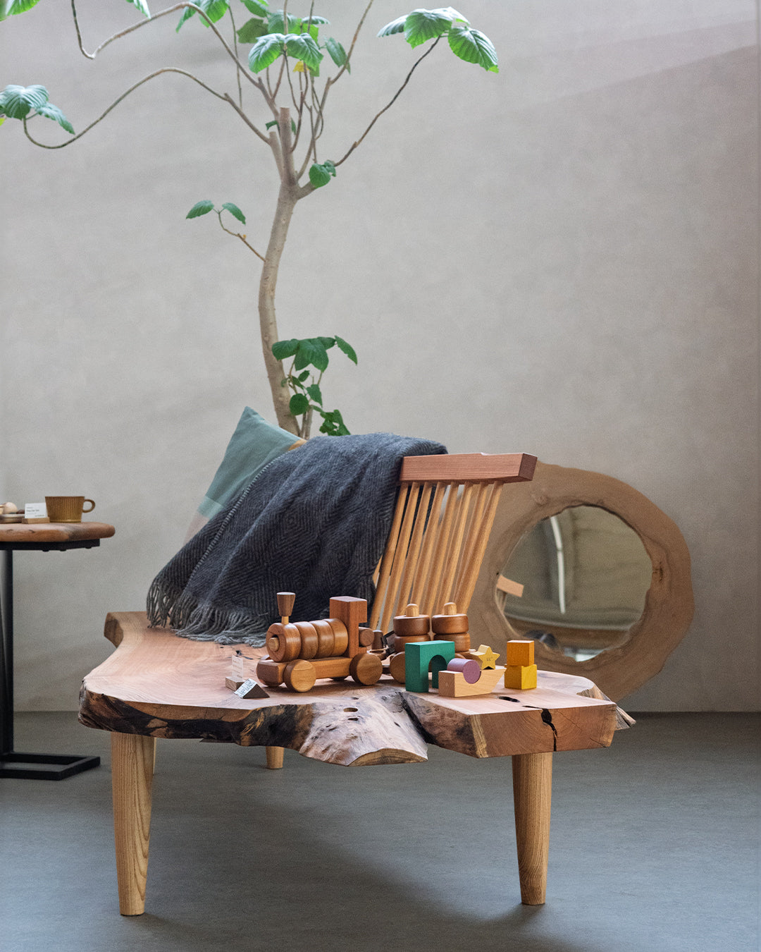 ケヤキ / スポークベンチ ND-C-000002