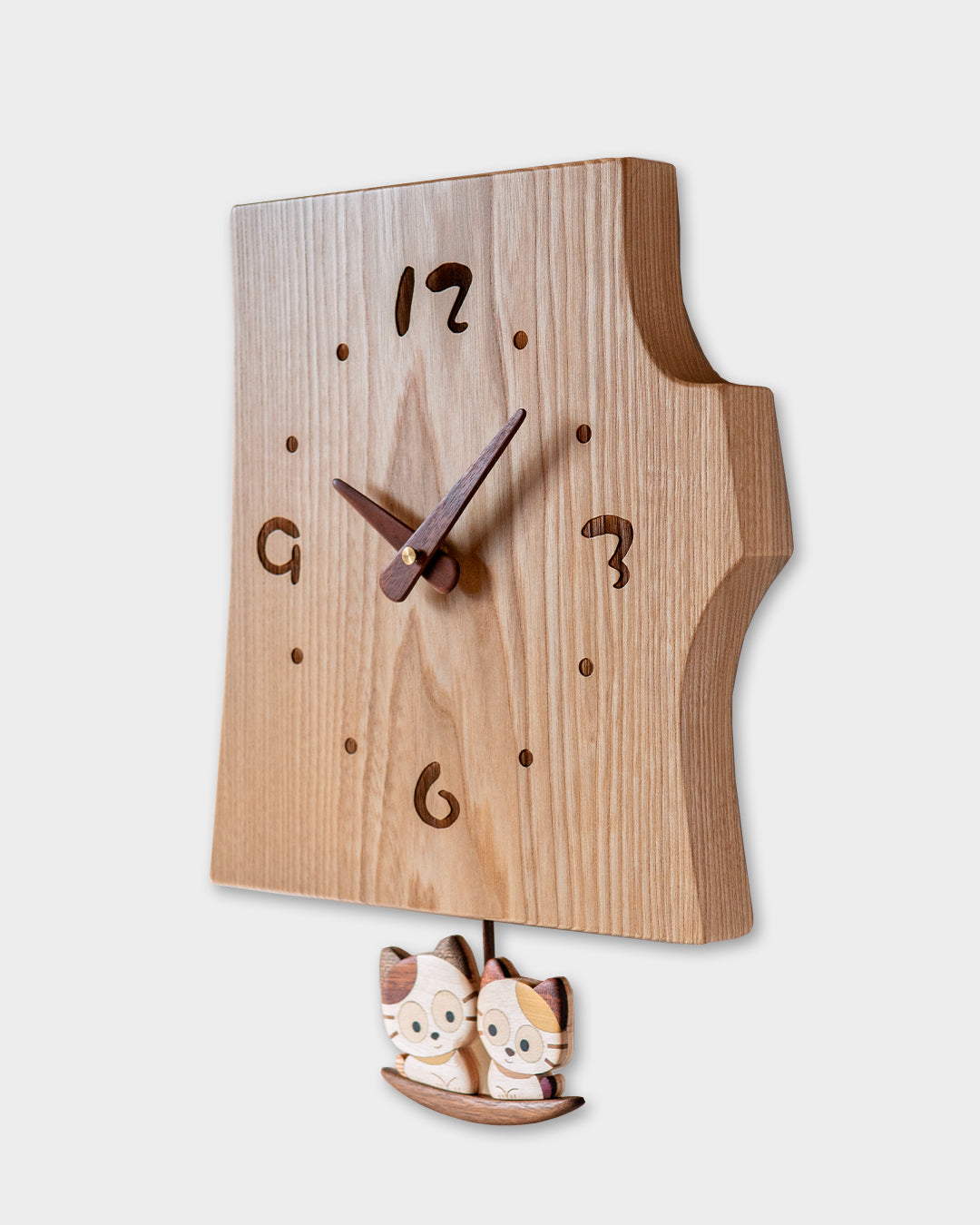 木の時計 | 工房ペッカー 切り株振子時計 ねこ |5-4