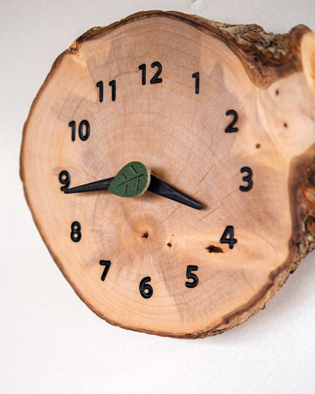 木の時計展 | ユリイカ 森の掛け時計 イチョウML| 9-3