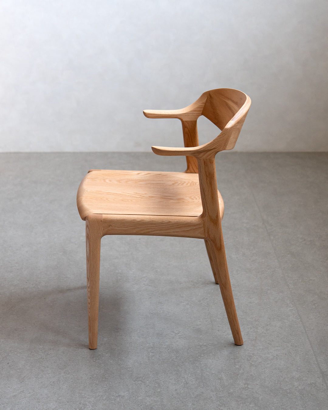 ナガノインテリア | DC354 ARM CHAIR(板座) - レッドオーク