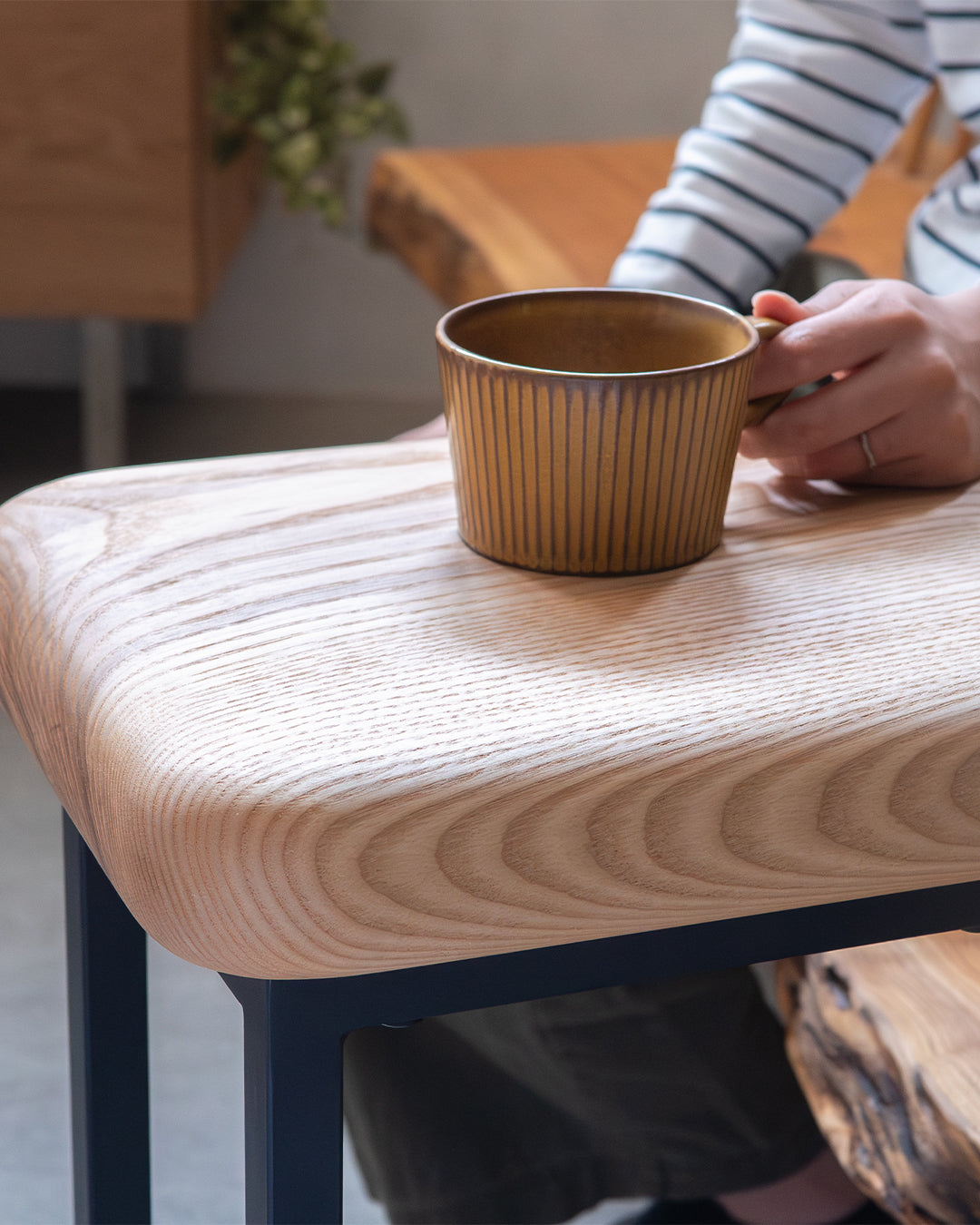 ふっくらサイドテーブル