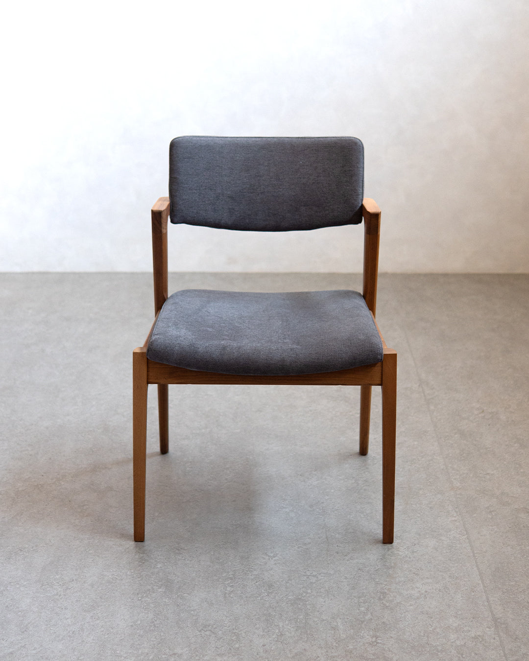 冨士ファニチア | Koti アームレスチェア D03780N