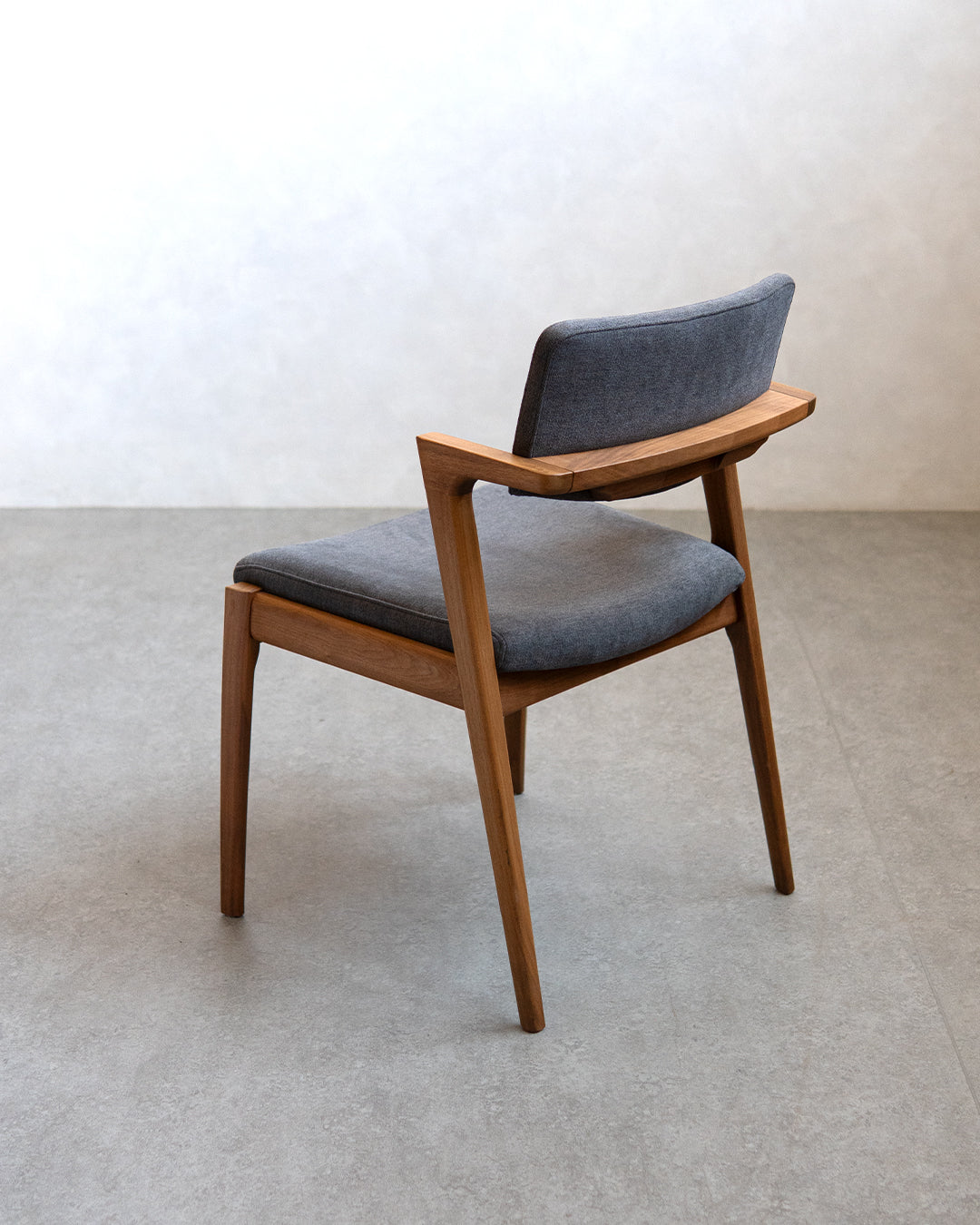 冨士ファニチア | Koti アームレスチェア D03780N