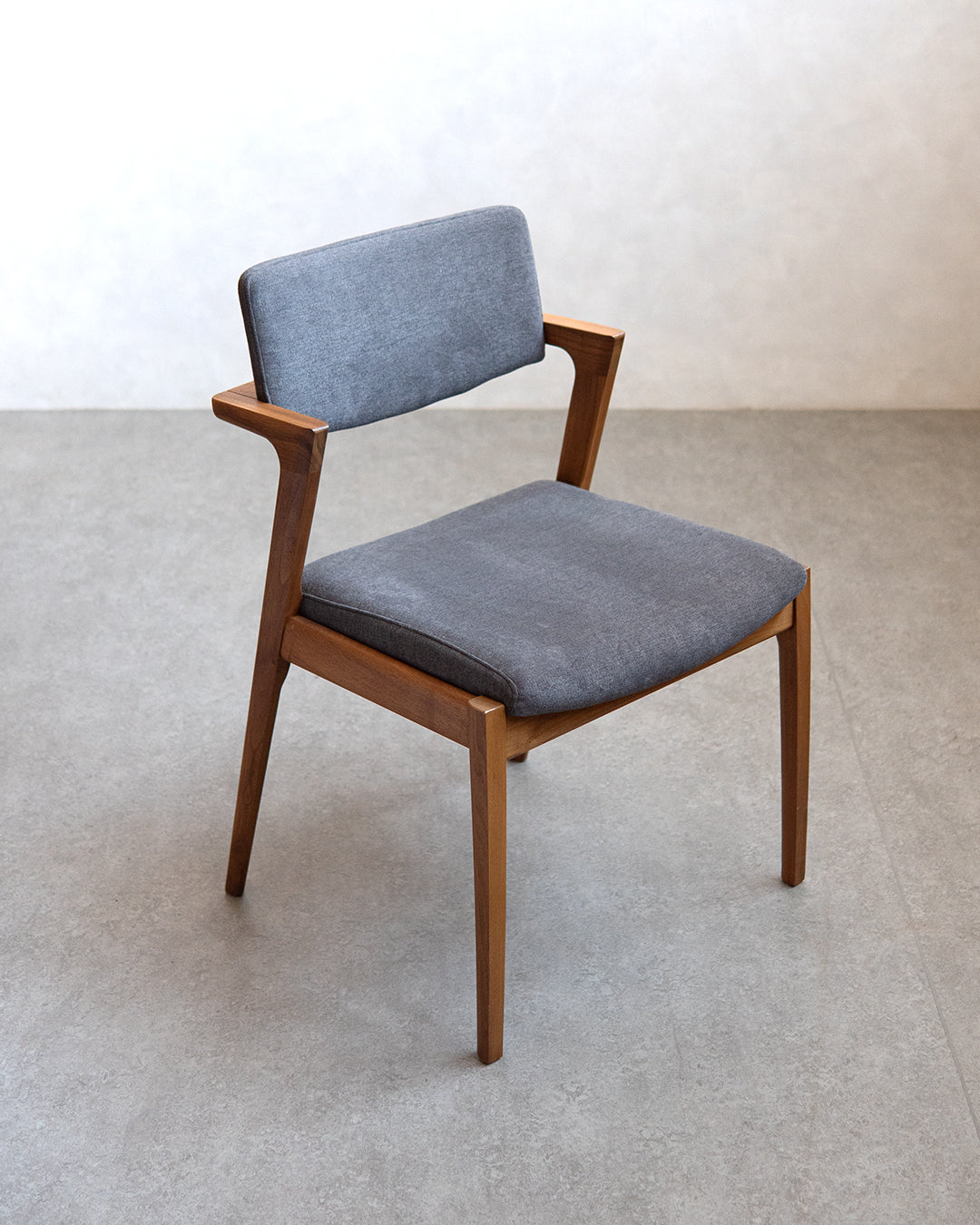 冨士ファニチア | Koti アームレスチェア D03780N