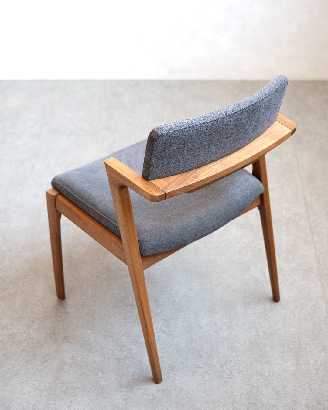 冨士ファニチア | Koti アームレスチェア D03780N