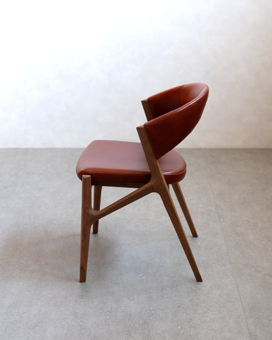 冨士ファニチア | Owl アームレスチェア D04610N