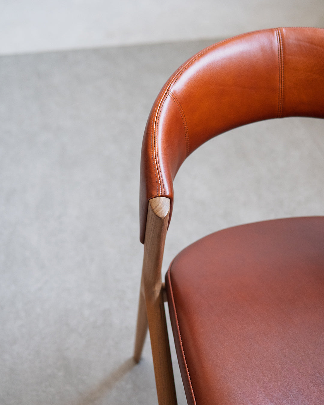 冨士ファニチア | Owl アームレスチェア D04610N