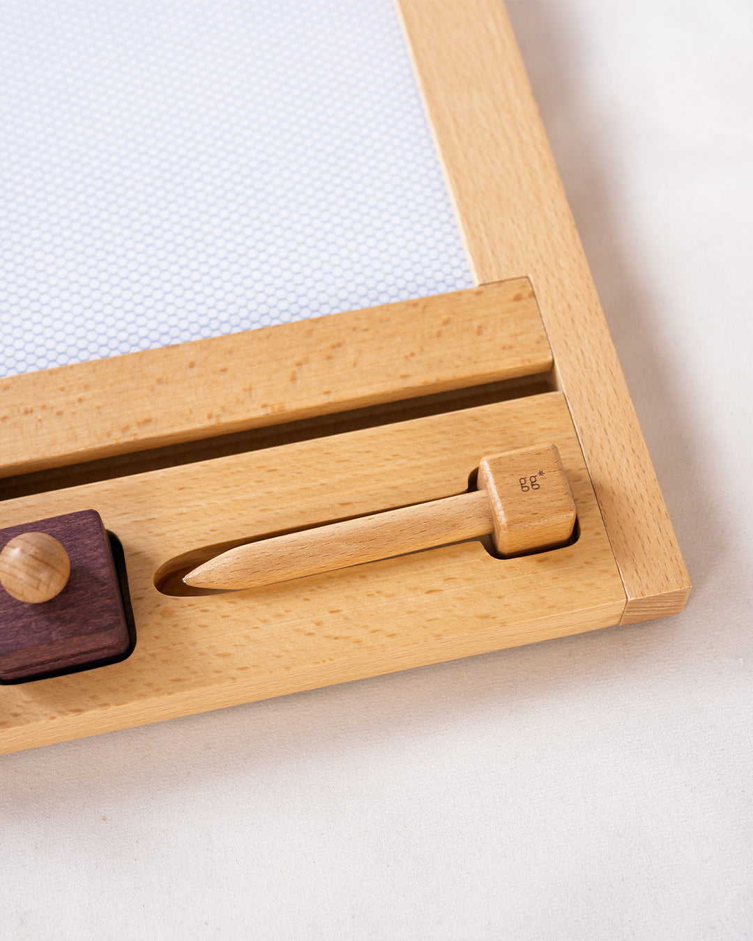 gg* |oekaki house dog(オエカキハウス)| 木のお絵かきボード|2歳~