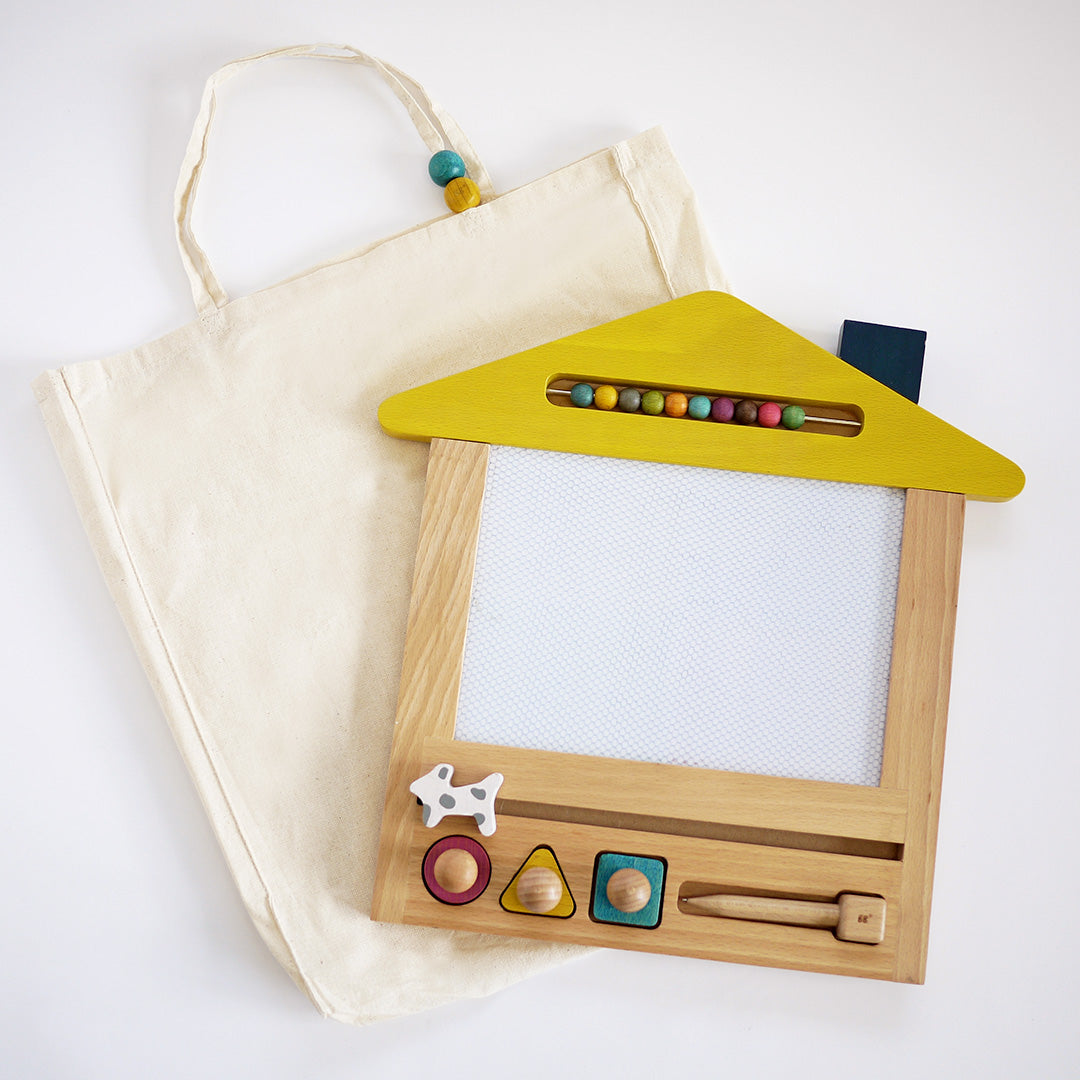 gg* |oekaki house dog(オエカキハウス)| 木のお絵かきボード|2歳~