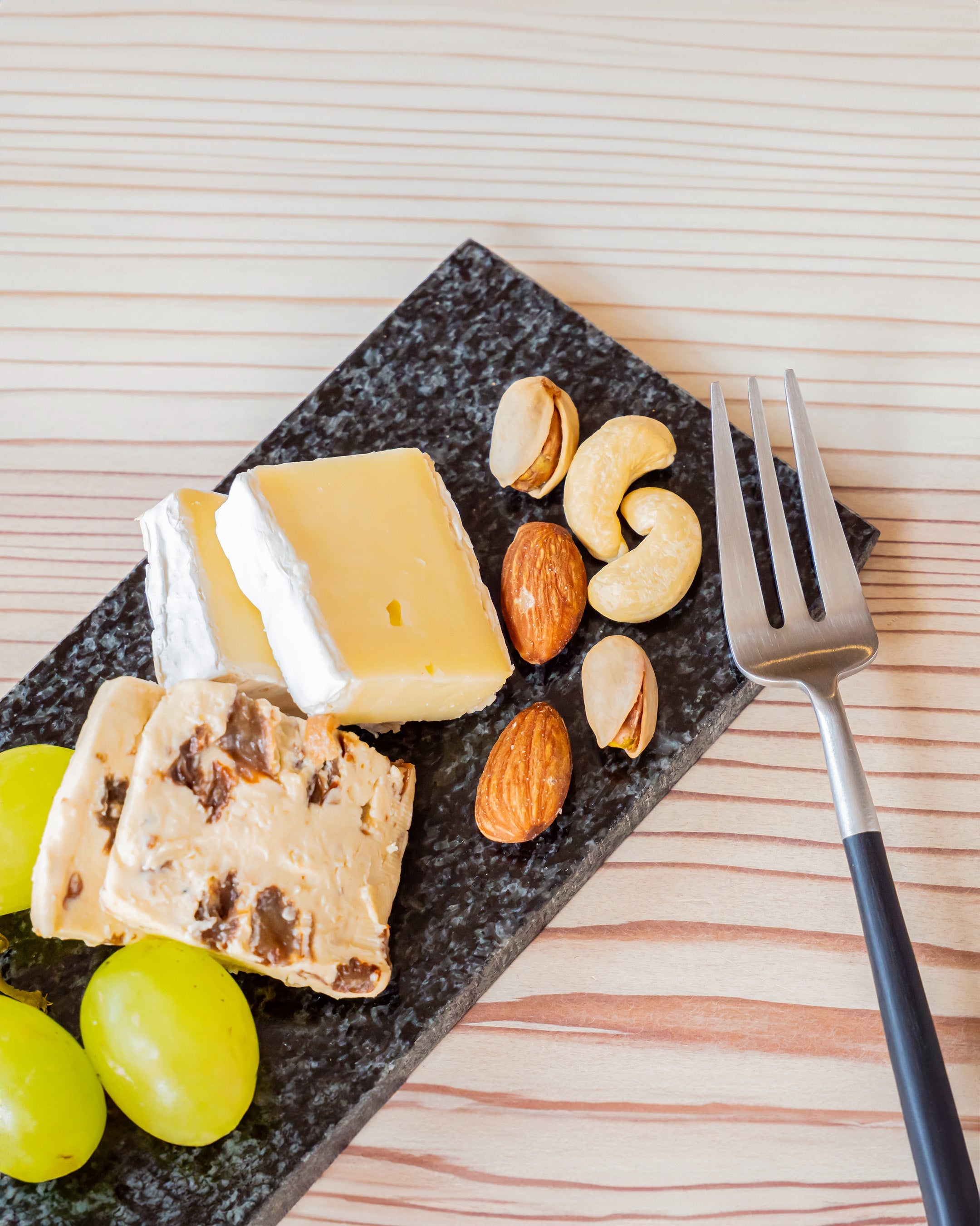 #color_Black 天然黒御影石