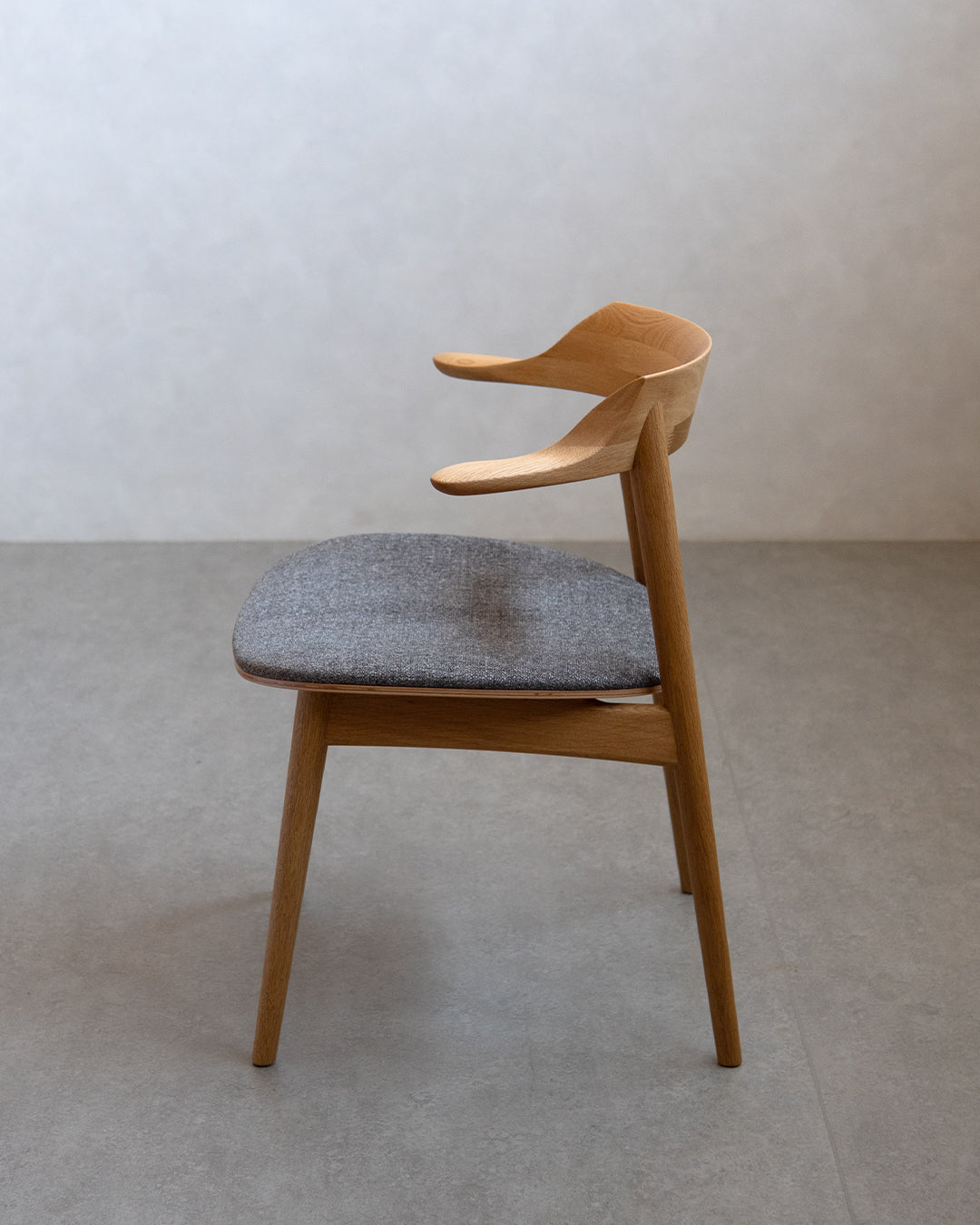 Kitani | IE-02 チェア