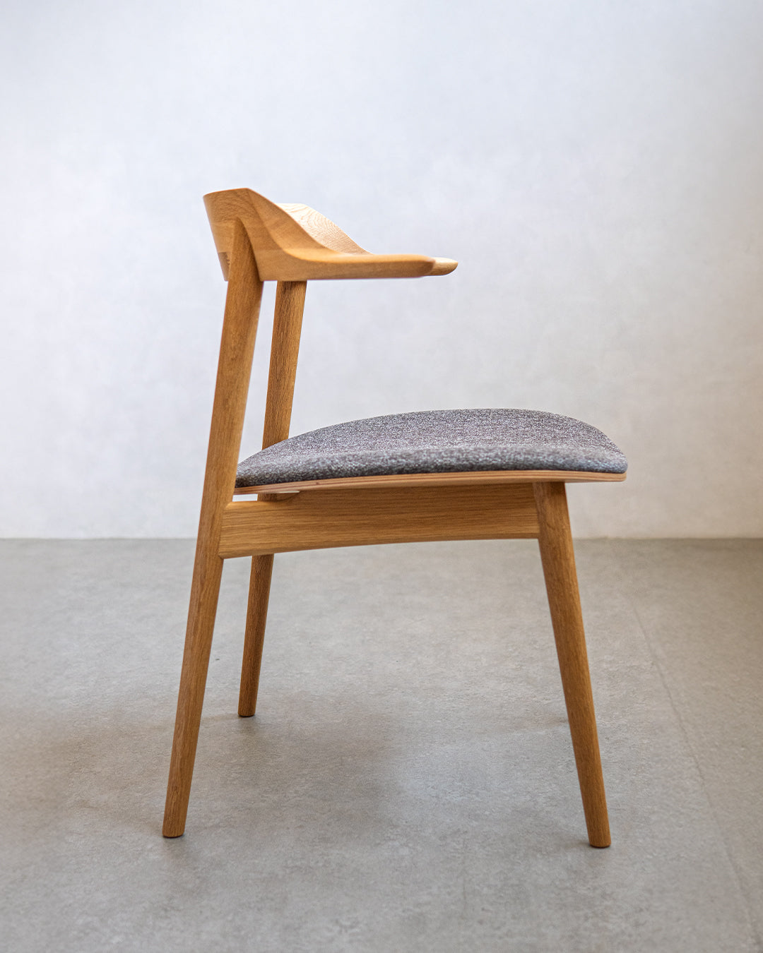 Kitani | IE-02 チェア