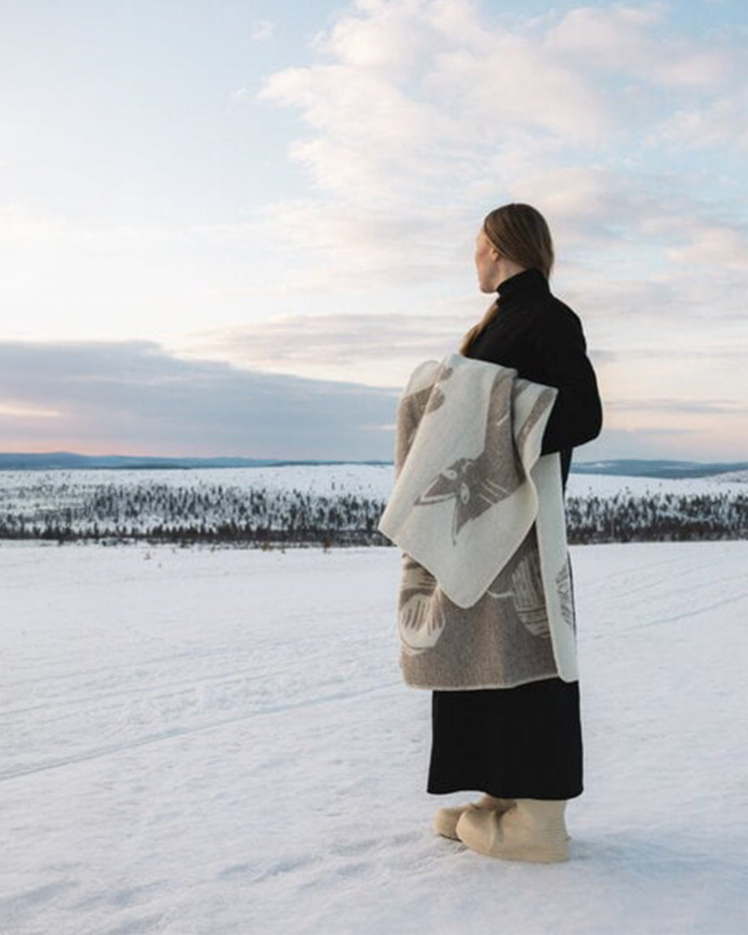 LAPUAN KANKURIT | KISSANPÄIVÄT ウールブランケット(90x130cm)