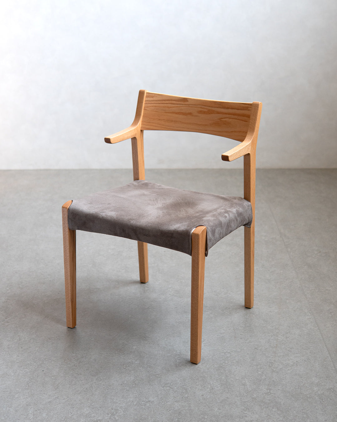 ナガノインテリア | DC343 ARM CHAIR - レッドオーク