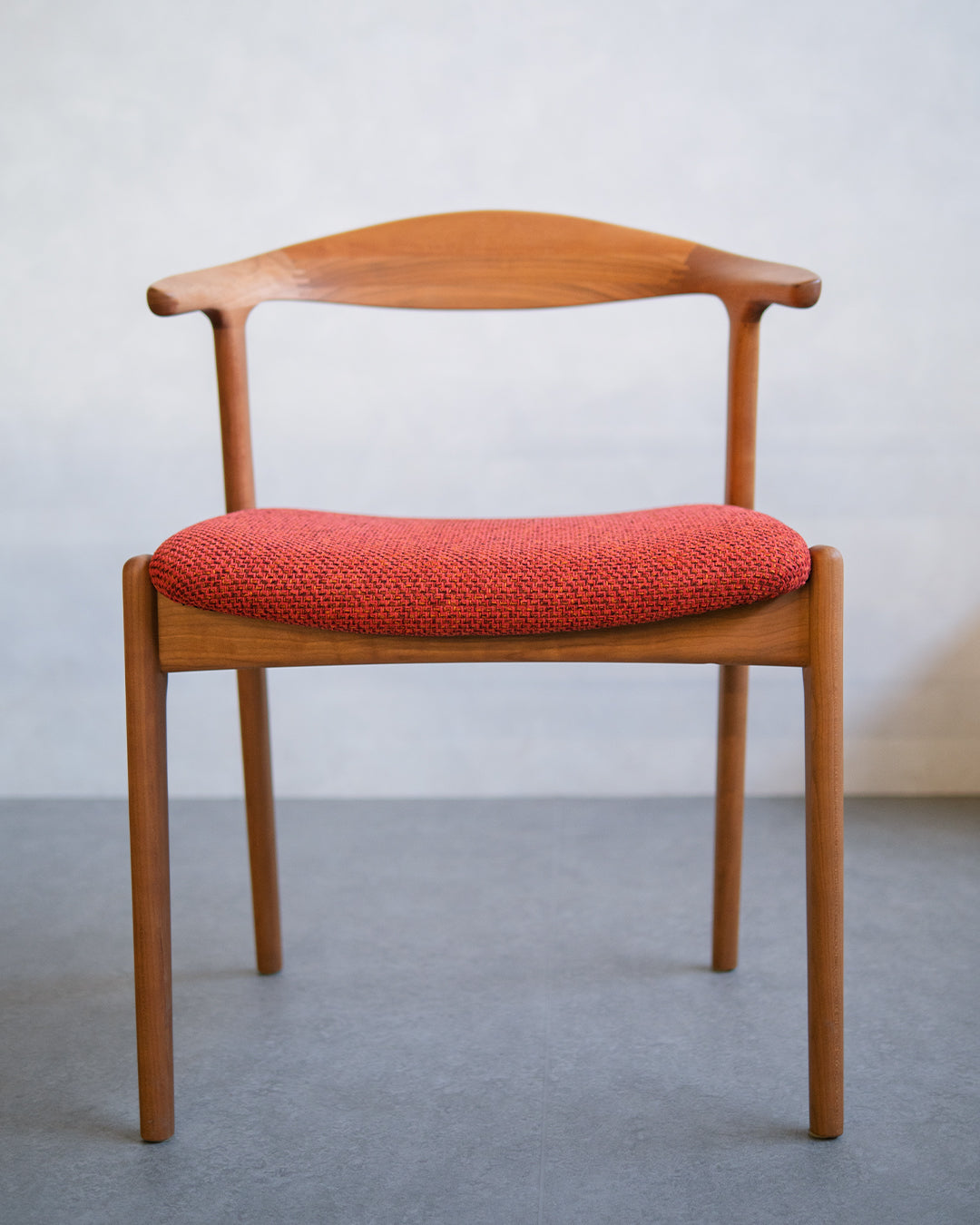 シキファニチア | オメガ S セミアームチェア