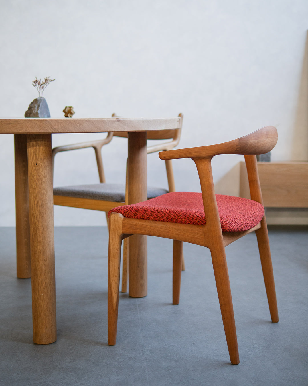 シキファニチア | オメガ S セミアームチェア