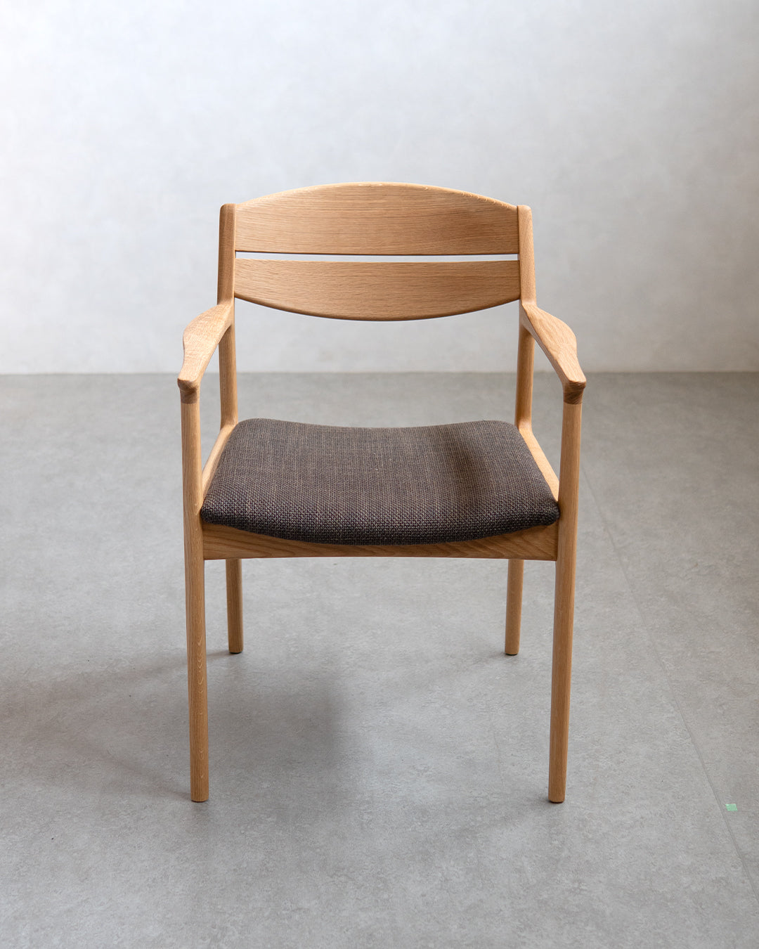 シキファニチア | ユーロアームチェア