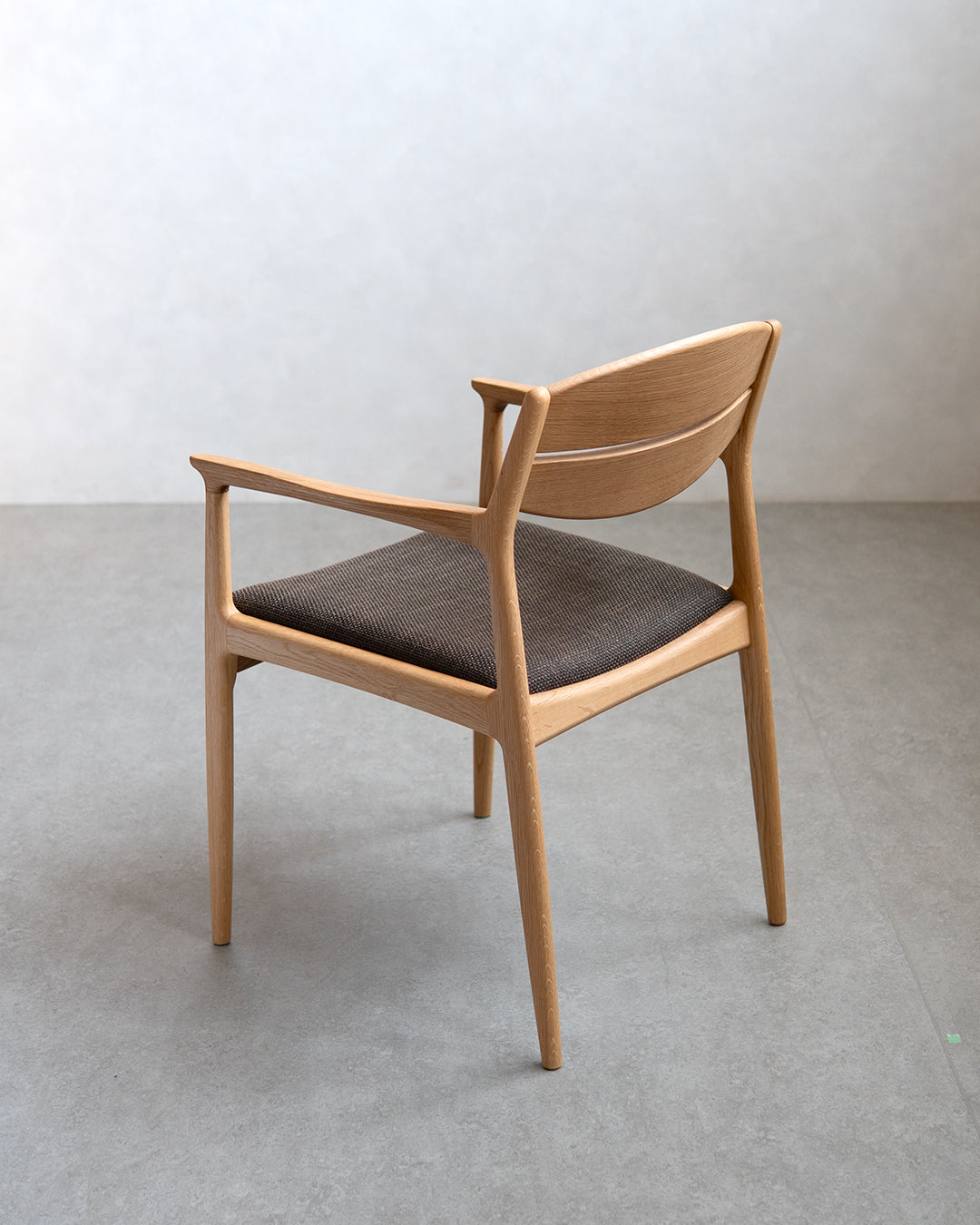 シキファニチア | ユーロアームチェア