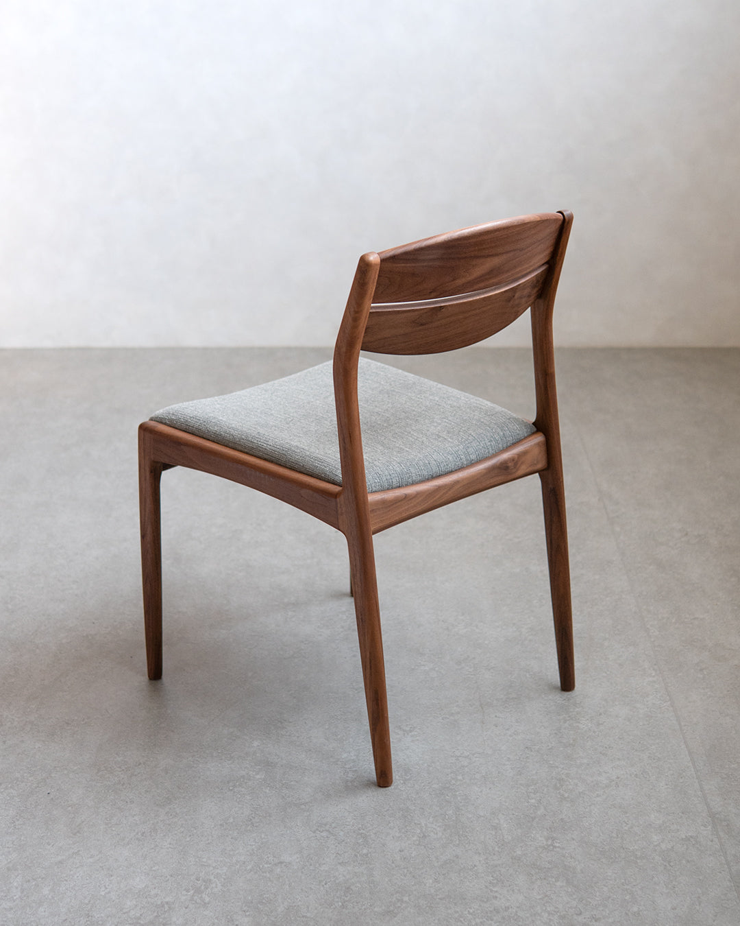 シキファニチア | ユーロアームレスチェア