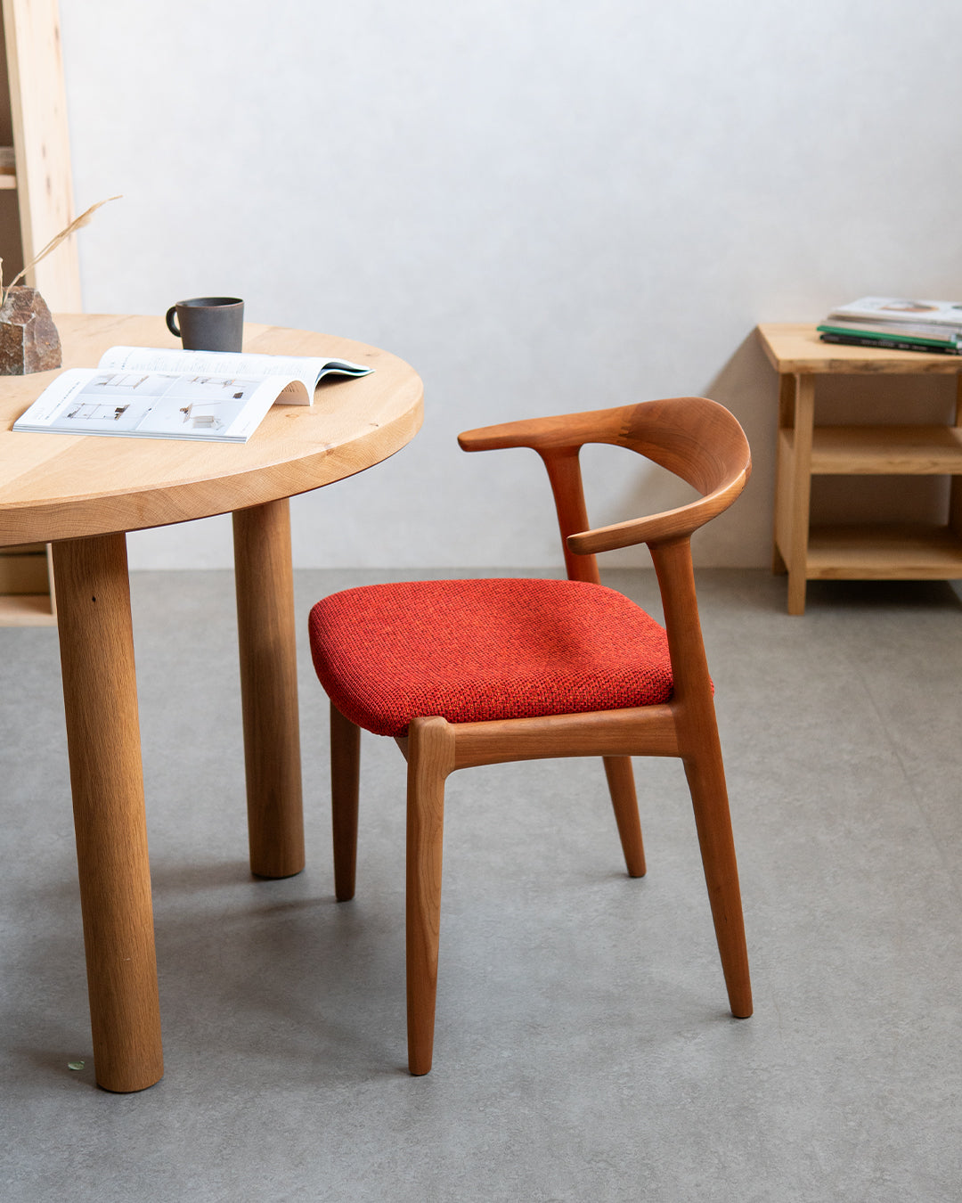 シキファニチア | オメガ S セミアームチェア