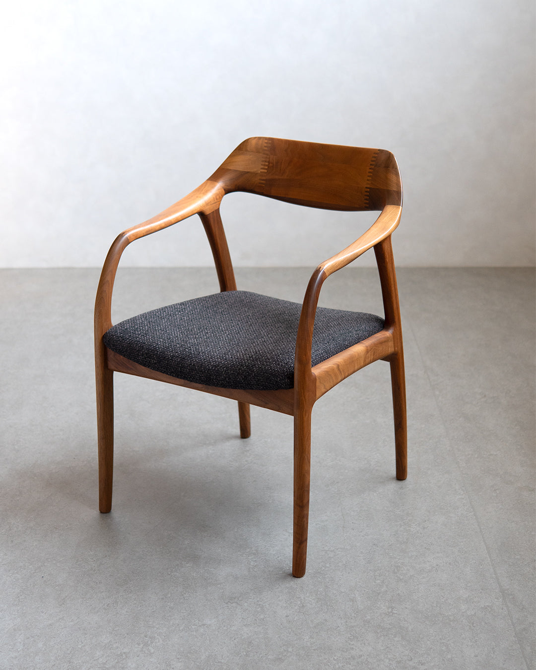 シキファニチア | ワープ2アームチェア