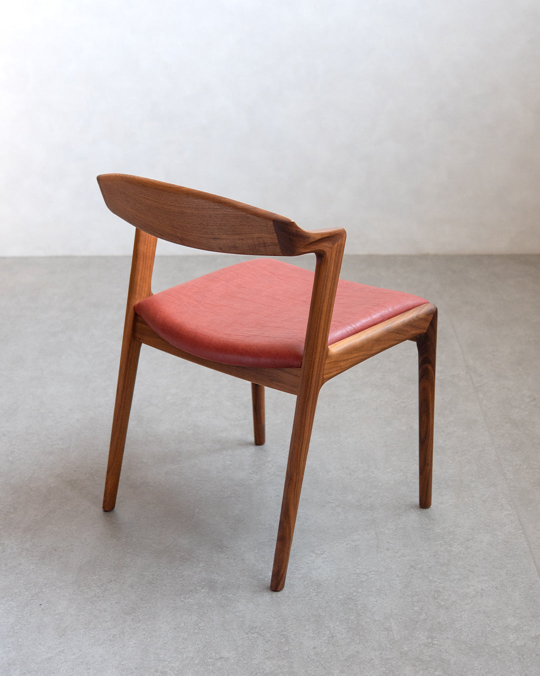 シキファニチア | ユナセミアームチェア