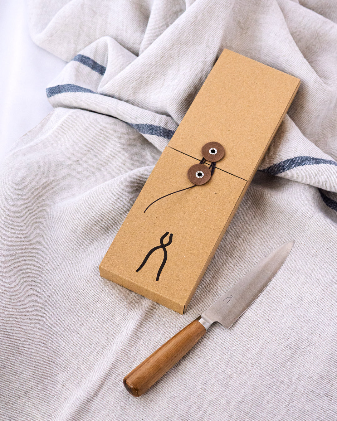 "小回りが利いて扱いやすい"ペティナイフ (万能125mm)