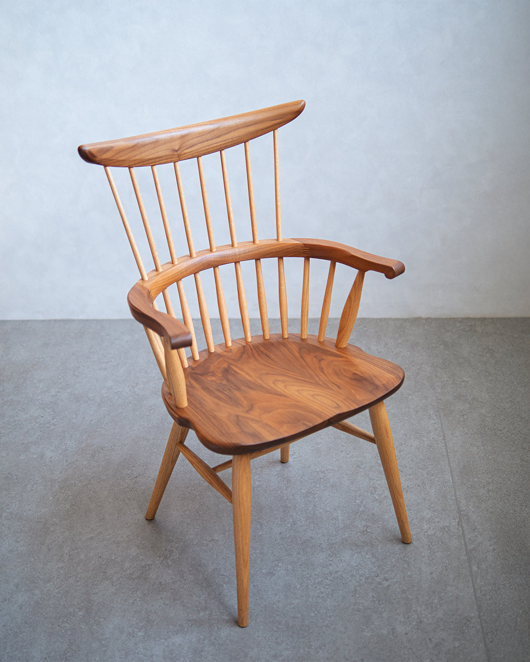 高山ウッドワークス | Comb back armchair < W553 >