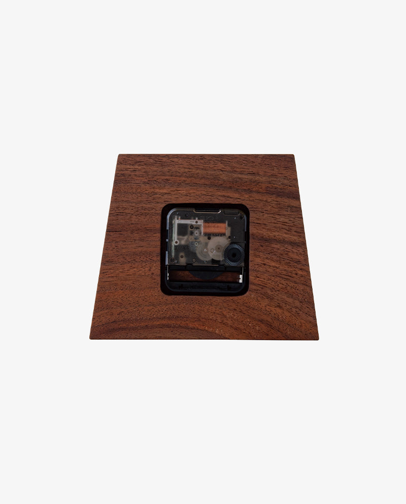 HAZAI clock - Walnut