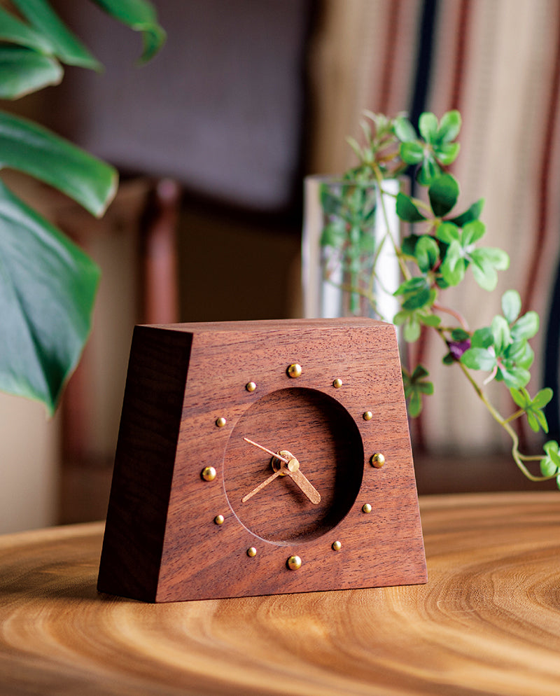 HAZAI clock - Walnut