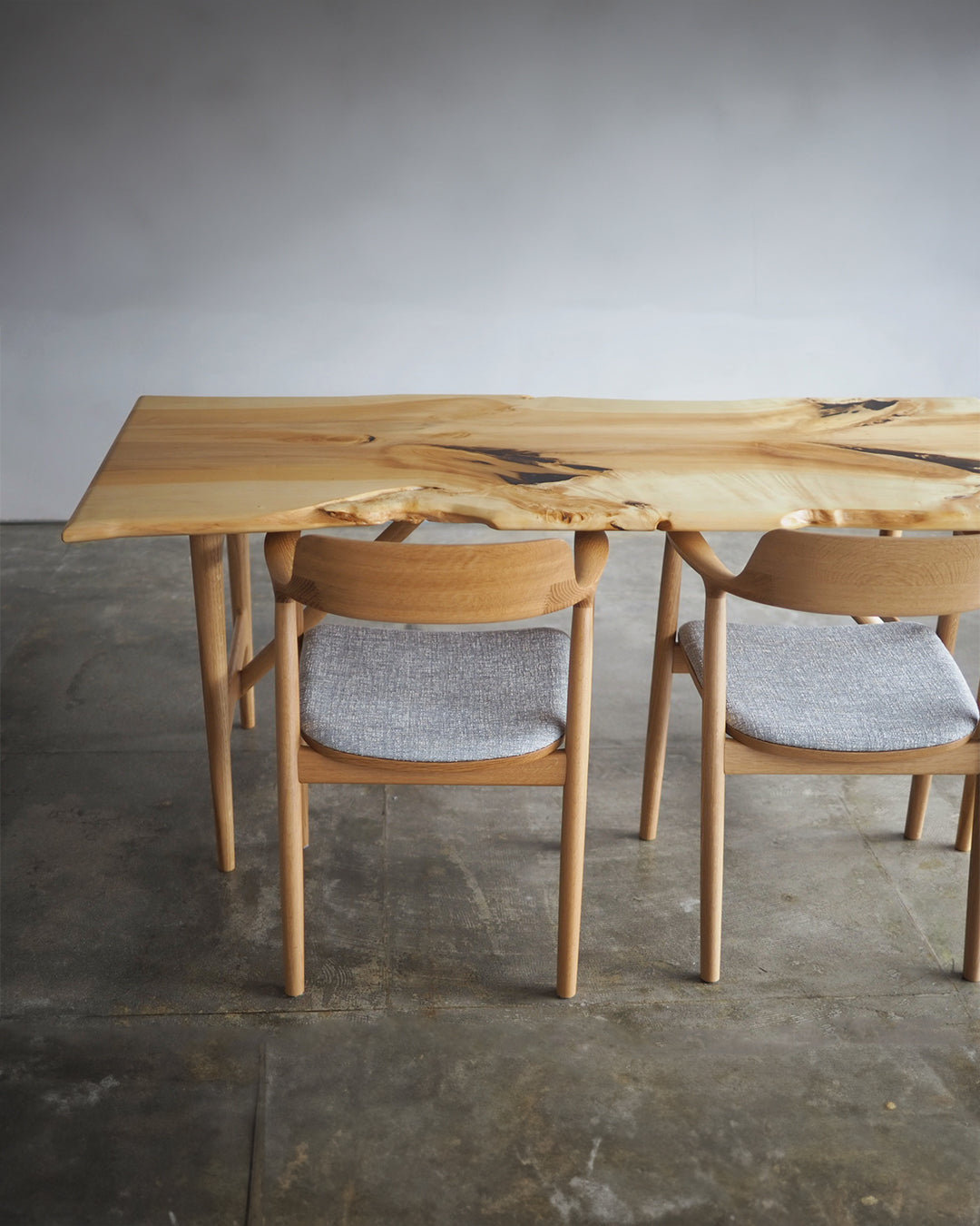 cnt004 / micke table｜イチョウの一枚板テーブル｜北欧・ジャパンディ