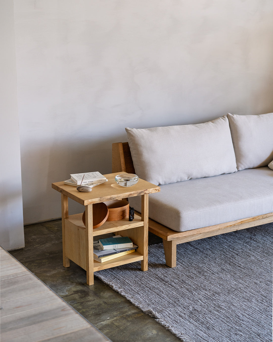 その他家具；Interior