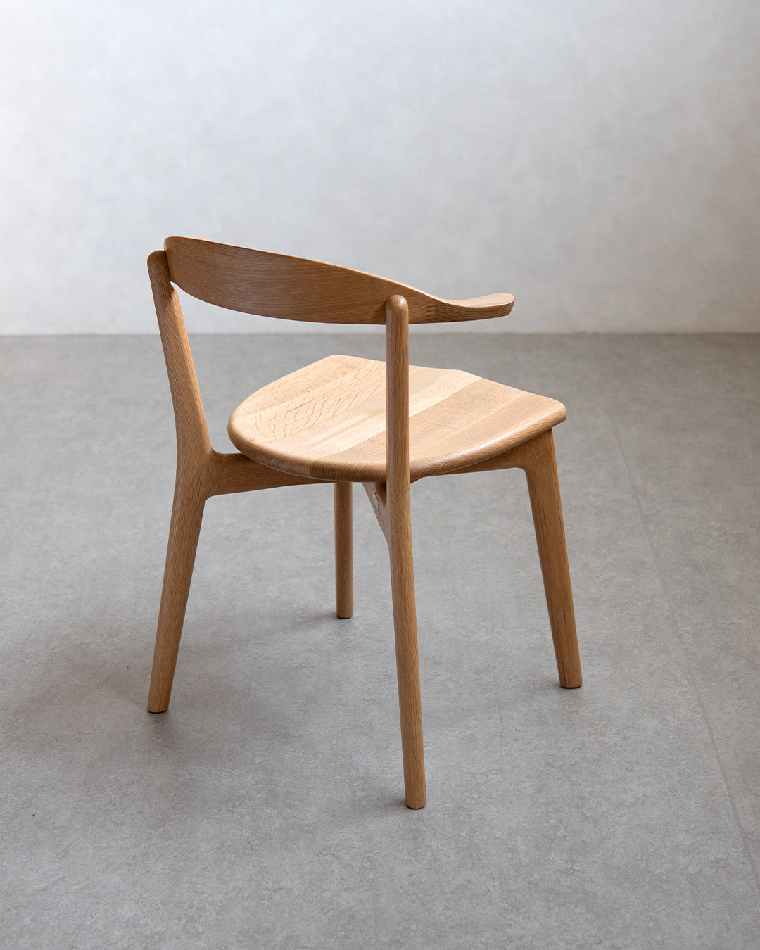 ナガノインテリア ｜ DC352 ARM CHAIR - レッドオーク