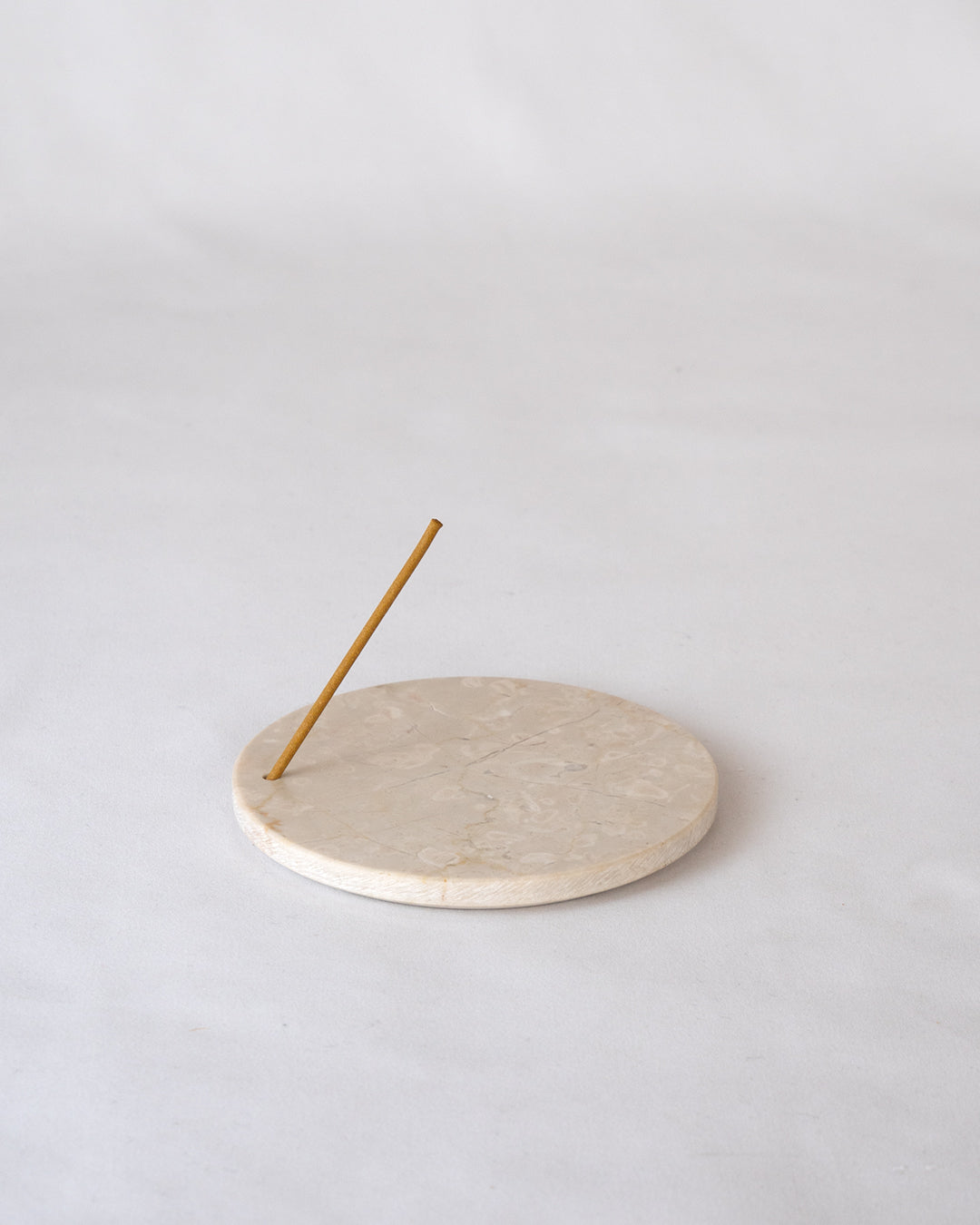 INASE｜INCENSE HOLDER - beige ; イタリア産ポテチーノ ＜ tadaima.別注 ＞