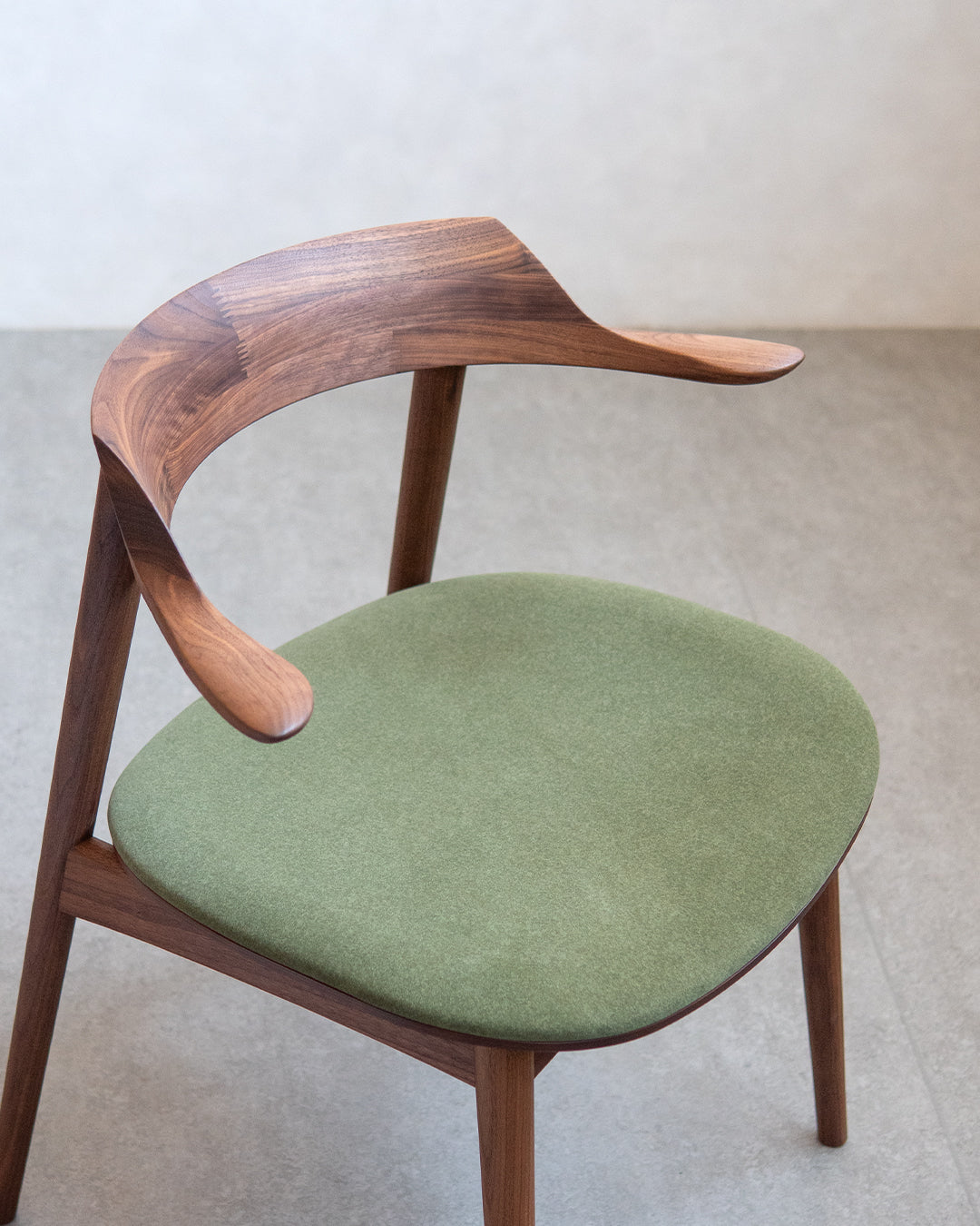 美品■KITANI/キタニ■岩倉 榮利■12.1万■IE-01■オーク■チェア KITANI/キタニ□岩倉 榮利12.1万～□IE-01□オーク□アームチェア