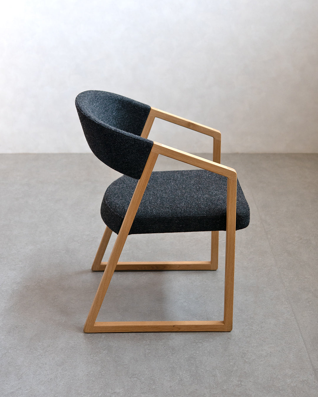宮崎椅子製作所 ｜ D chair